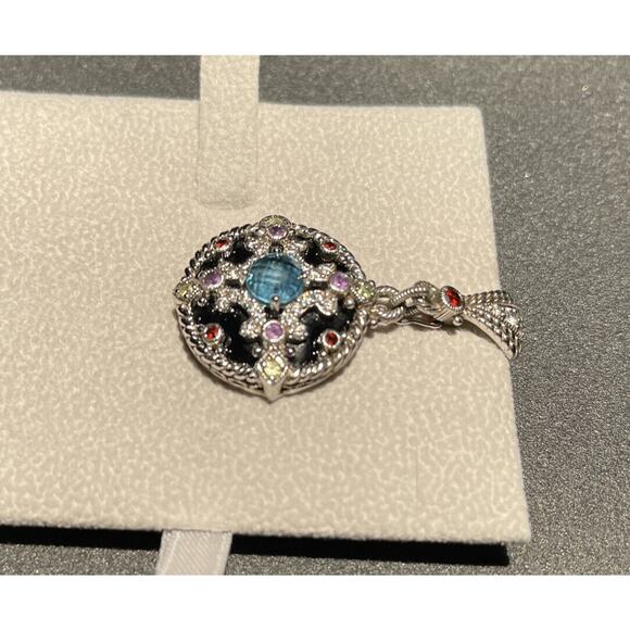 pendant - Picture 8 of 12